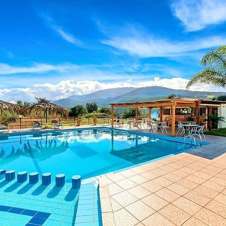 Welcome Apts Georgioupoli Bagian luar foto